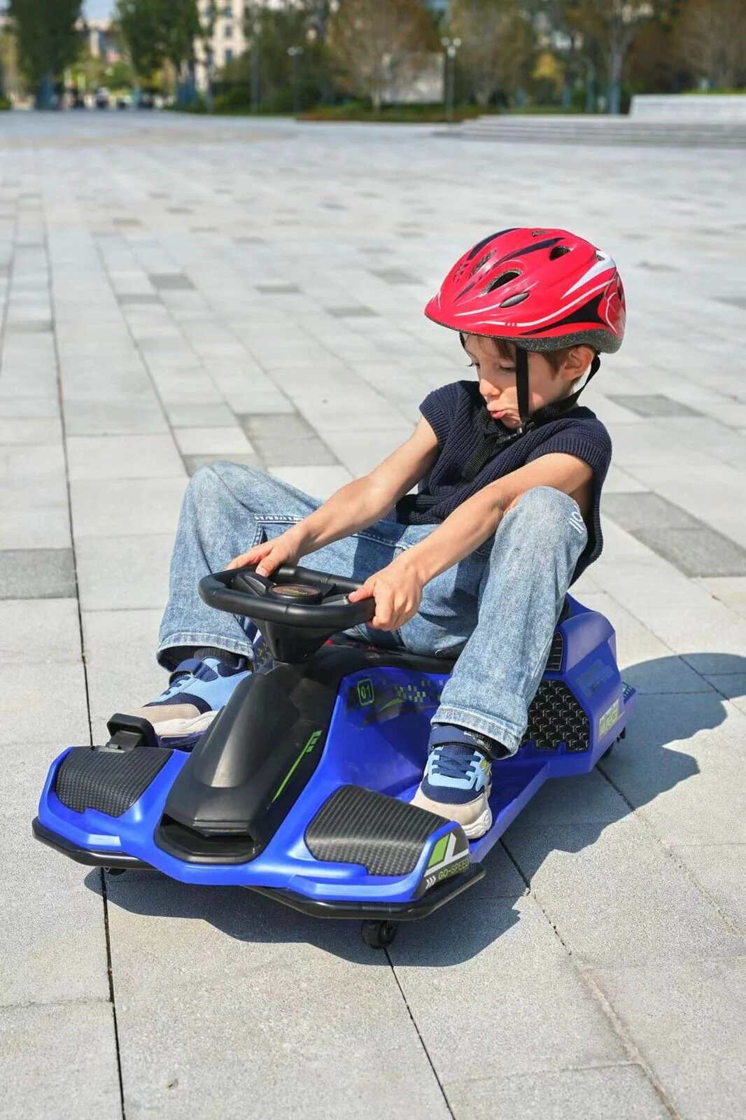 Rev Up Your Ride with the 24V Electric Drifting Go Kart - Variable Speed, Up to 12 mph! - Image 5