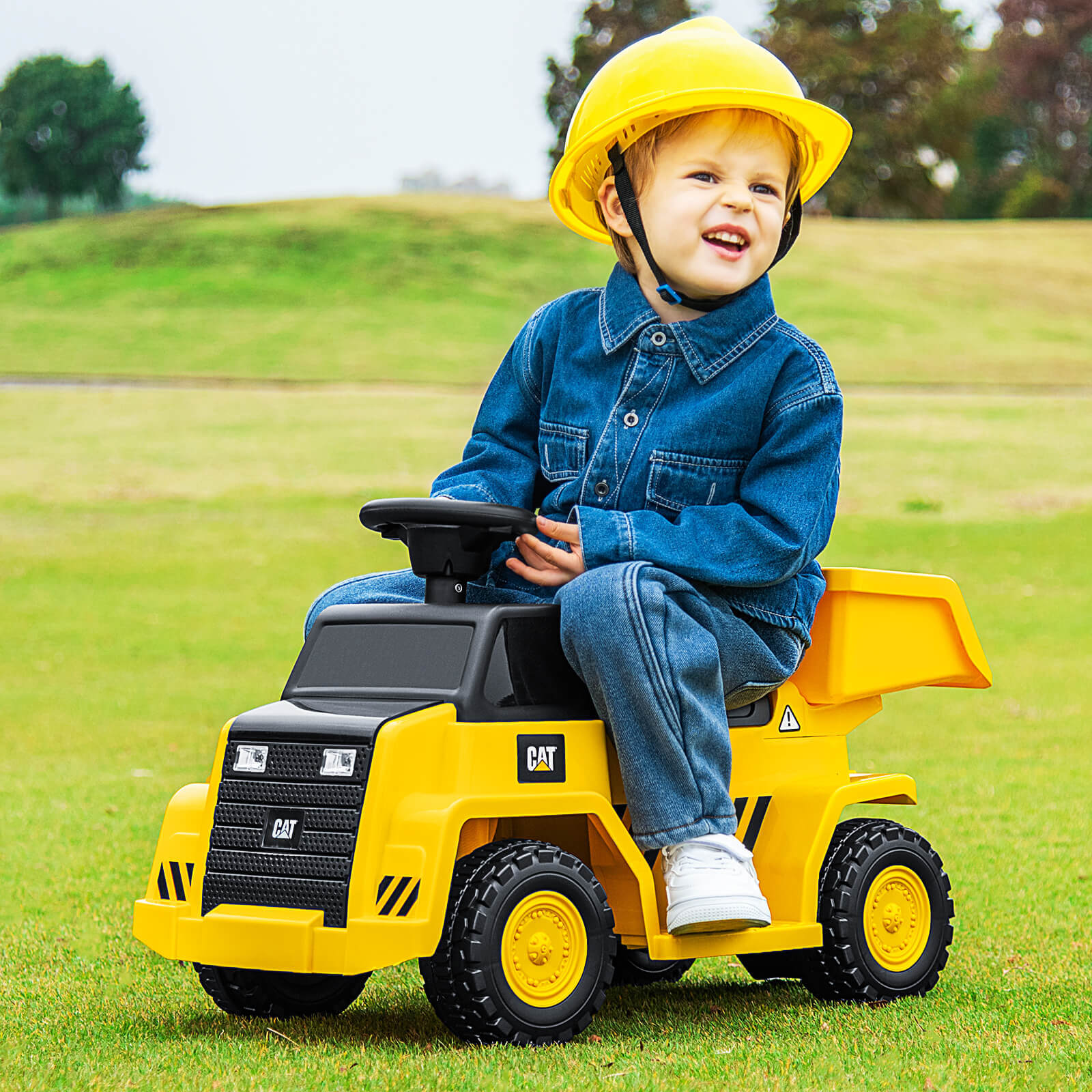 Ride-On Dump Truck with One-Button Start, Horn, Adjustable Dump Bed, and Treaded Wheels - Image 3