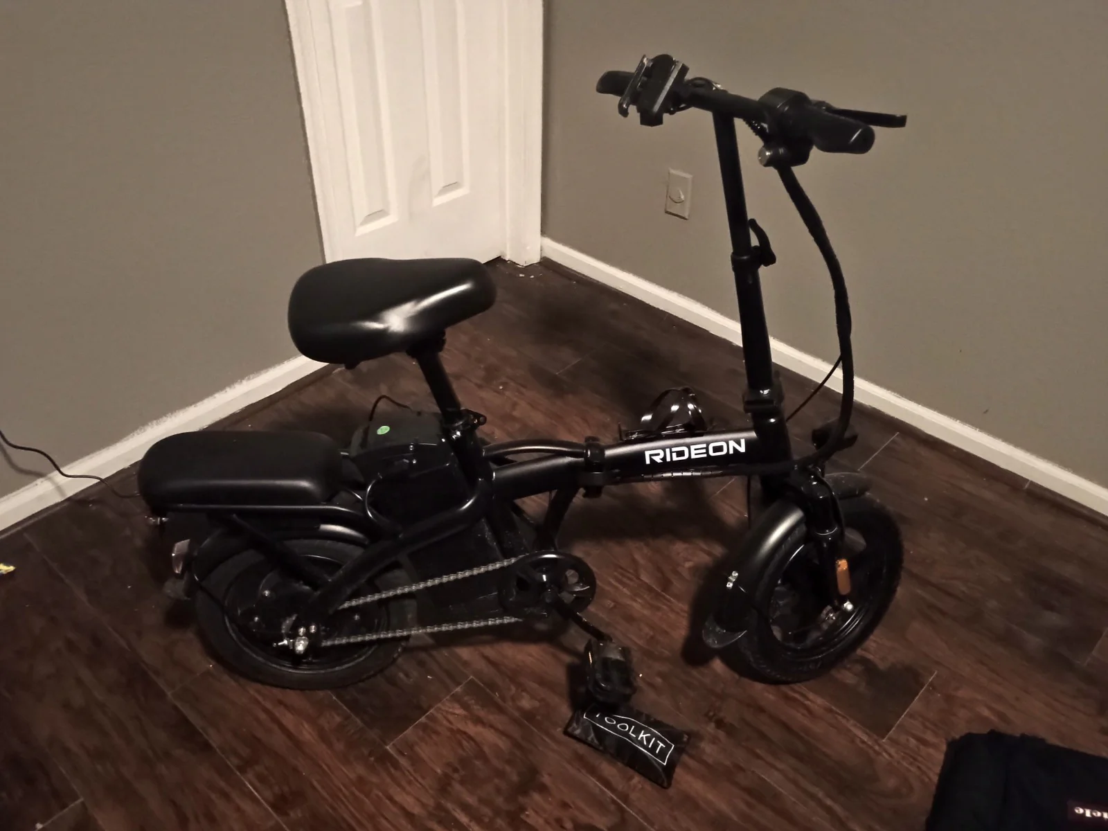 Kids Electric Ride-On Vehicle with Safety Features - Image 7