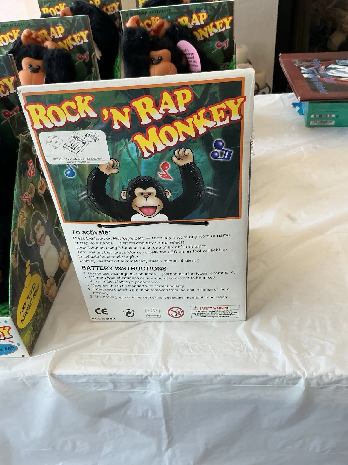 Six Rock 'N Rap Monkey Musical Animatronic Toy - Brand New - Image 2