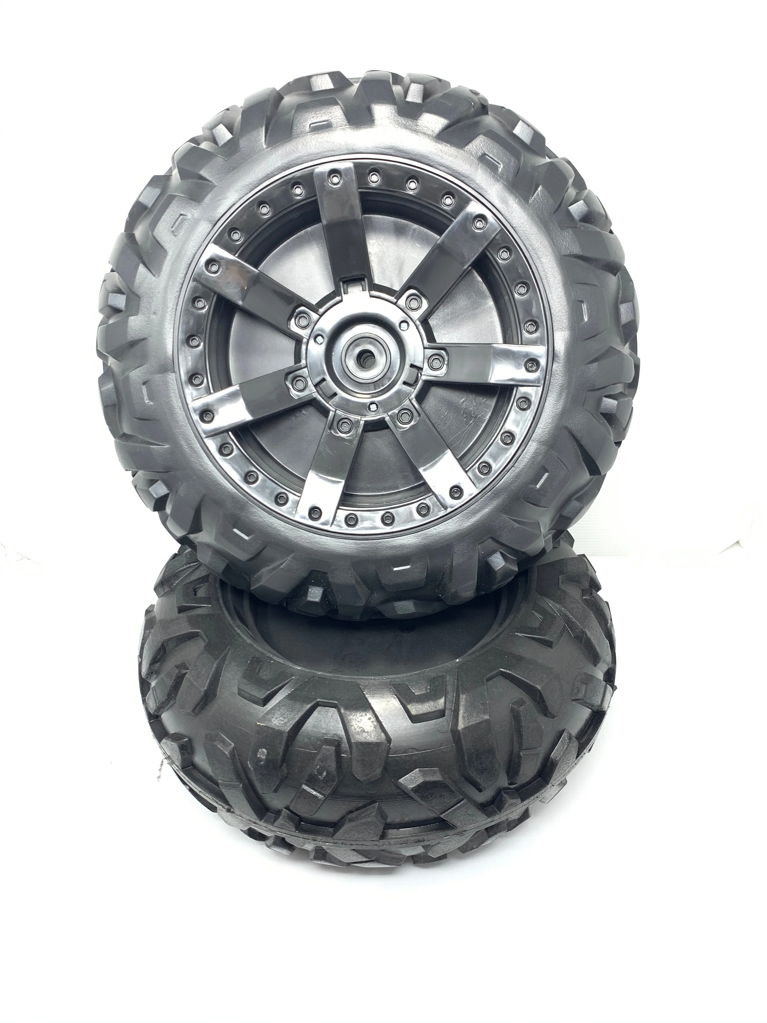 Hummer Set Of Two Rear Wheels