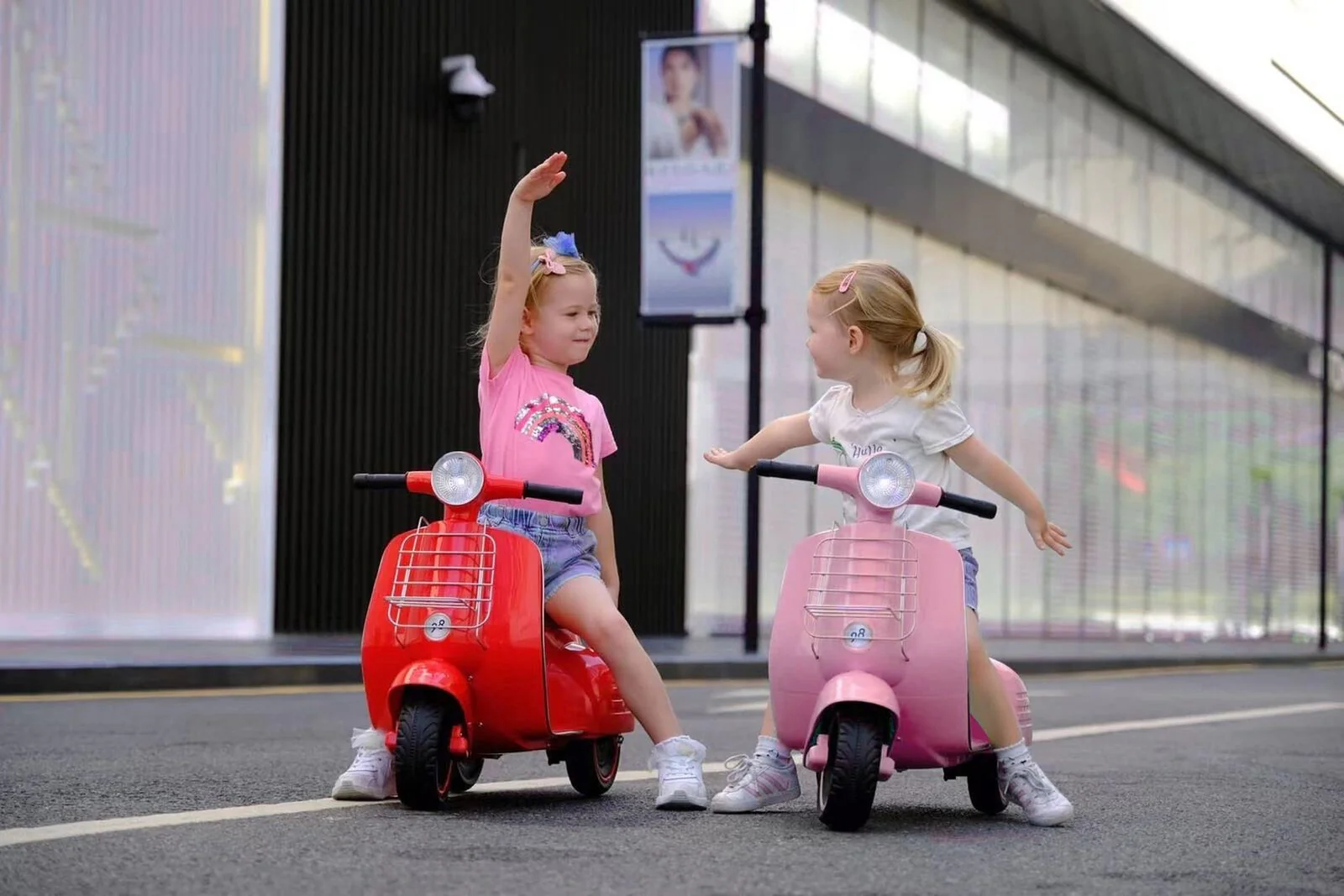 Stable 3-Wheel Electric Tricycle for Kids - Mestari Kids Ride-On Motorcycle with Slow Speed Control - Image 3