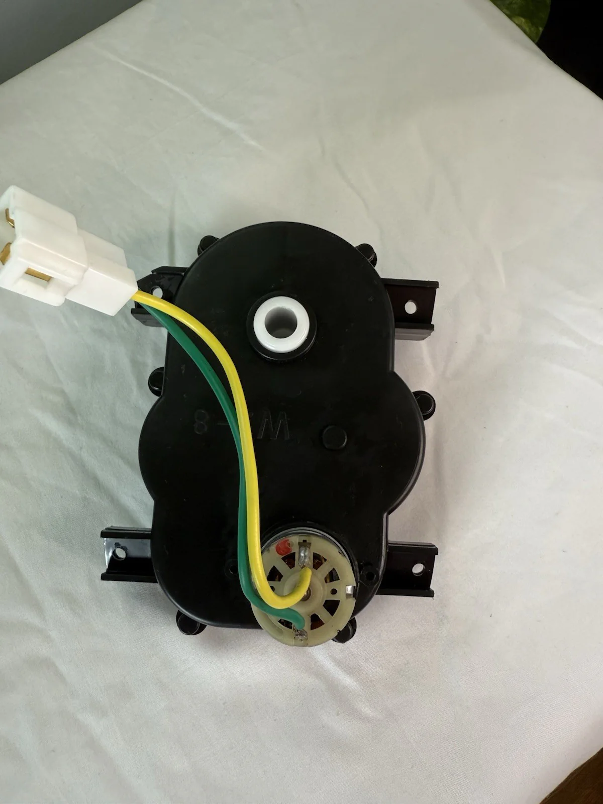 12V Children's Electric Car with Steering Gearbox - Image 4