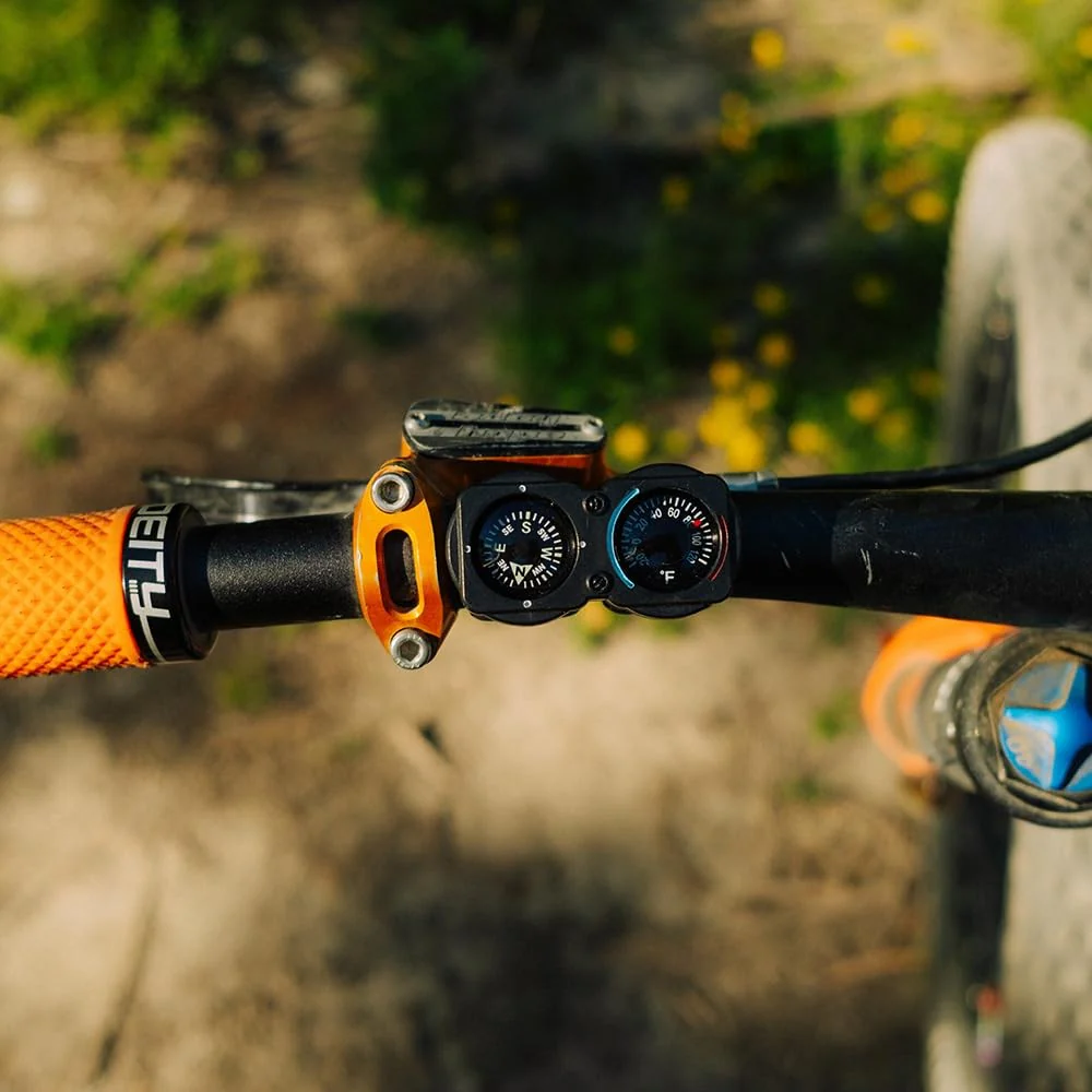 CyclGage Bike Thermometer and Compass for Handlebar Use - Image 4