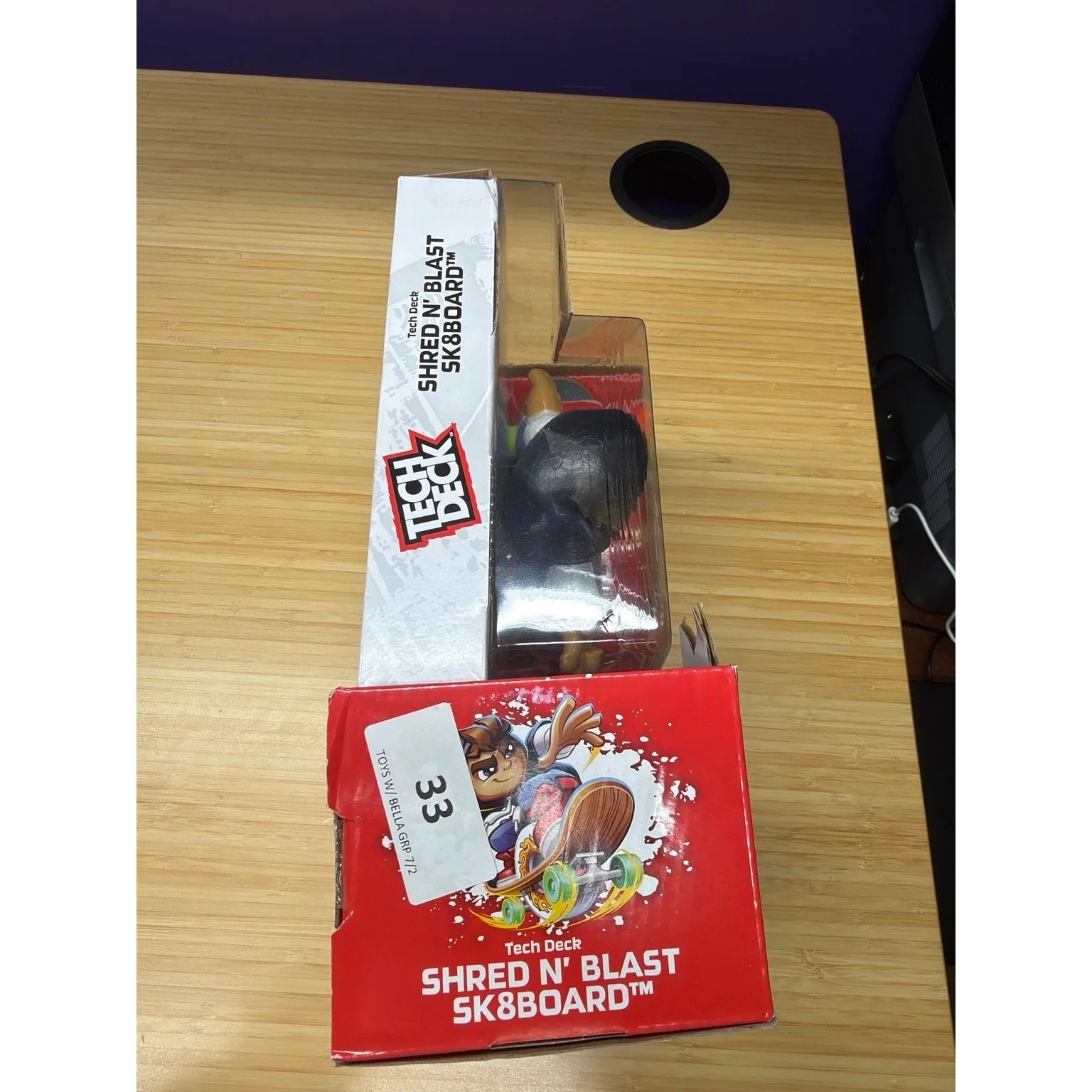 Tech Deck Shred N Blast Skateboard Figure Ramp Launcher Set - Image 6