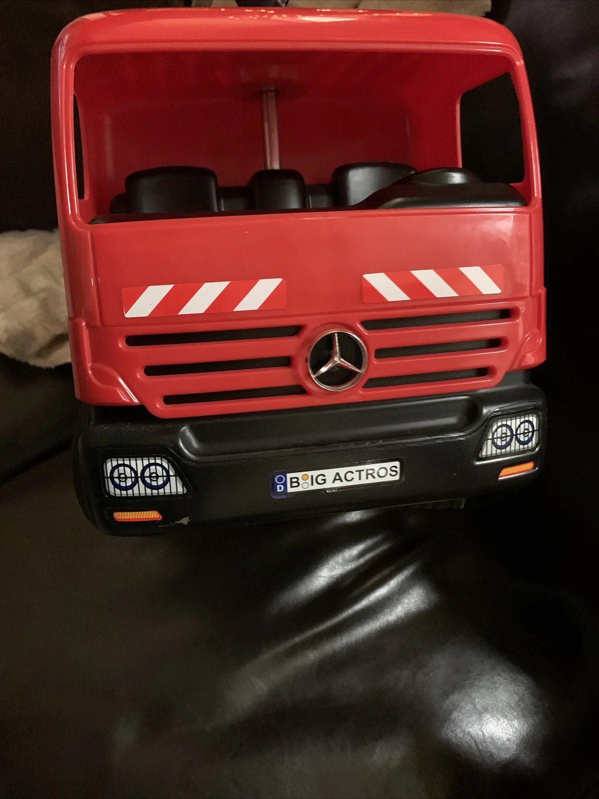 Mercedes Dump Truck Ride-On Toy for Toddlers with Sturdy Wheels - Image 11
