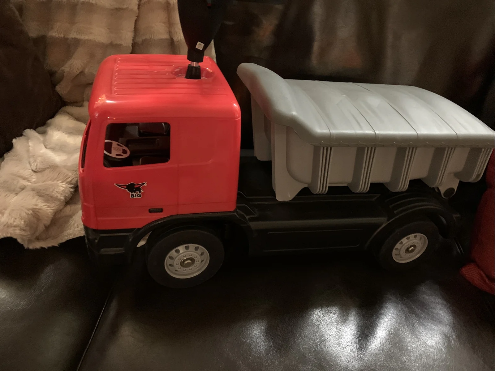 Mercedes Dump Truck Ride-On Toy for Toddlers with Sturdy Wheels - Image 2