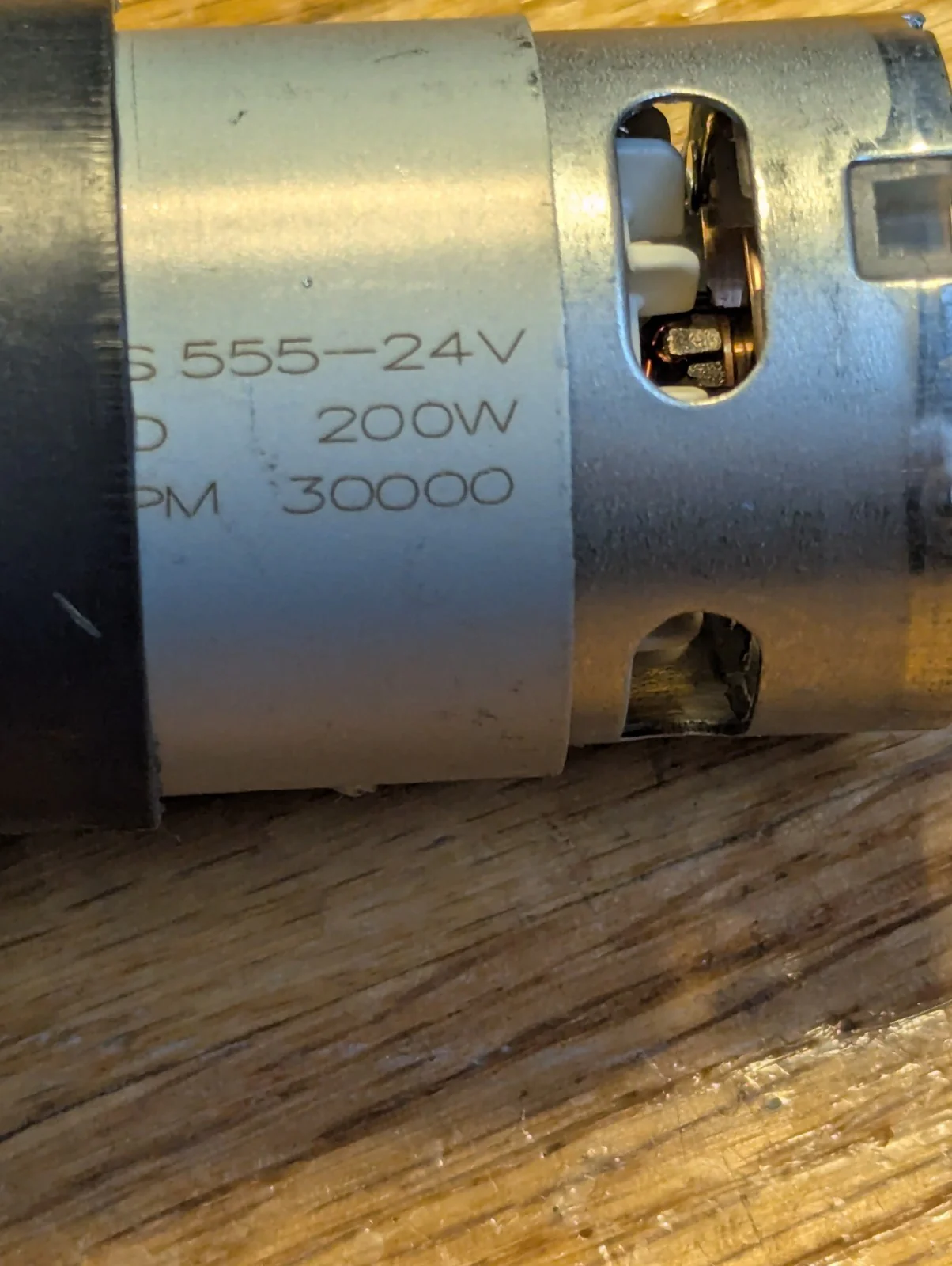 Tongan Gear Box 24V 200W Electric Motor - Image 4