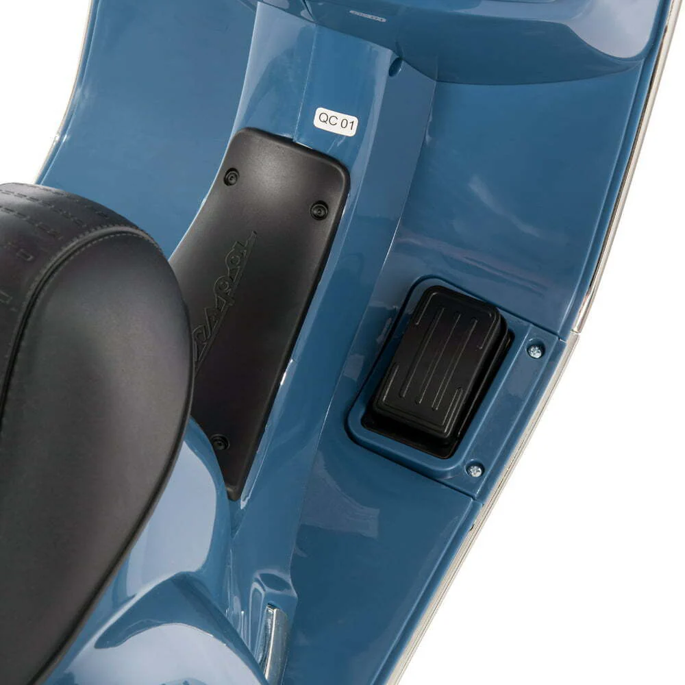 Vespa-Style 6V Electric Scooter for Kids with Training Wheels - Image 7