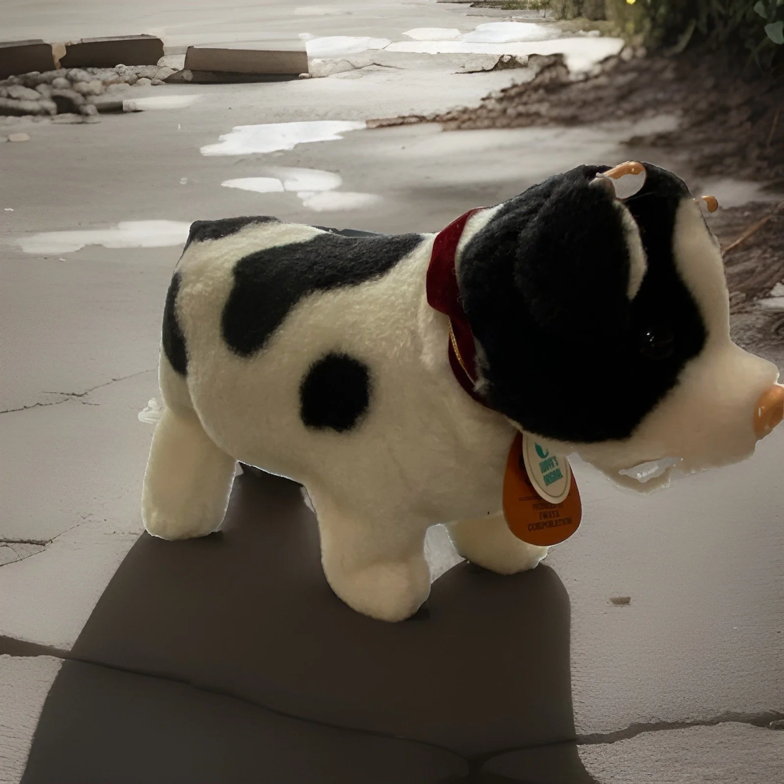 Iwaya Roly Poly Friendly Calf Toy - No Batteries Required - Image 3