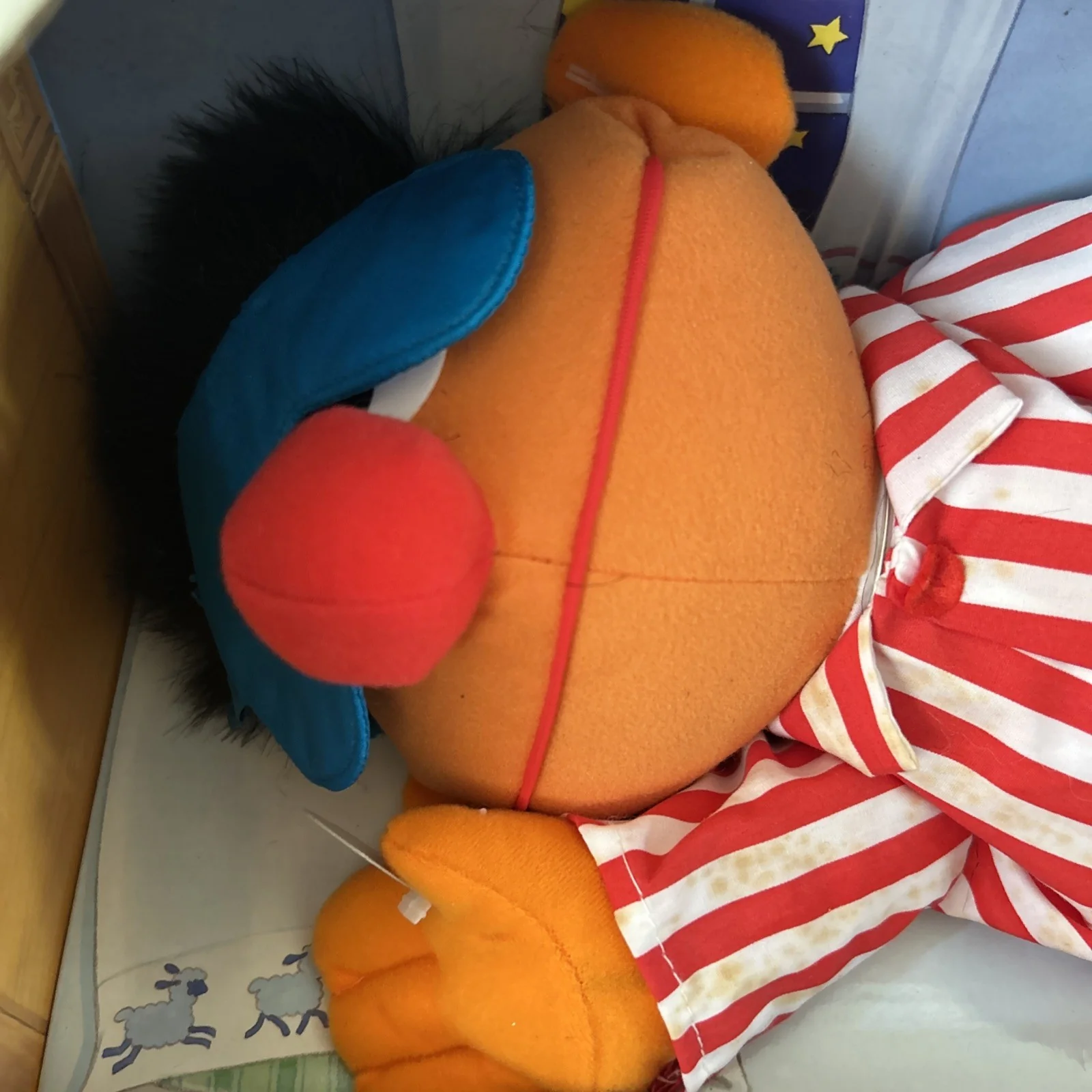 Retro Sing and Snore Ernie Plush Toy from Sesame Street 1996 by TYCO - Image 2