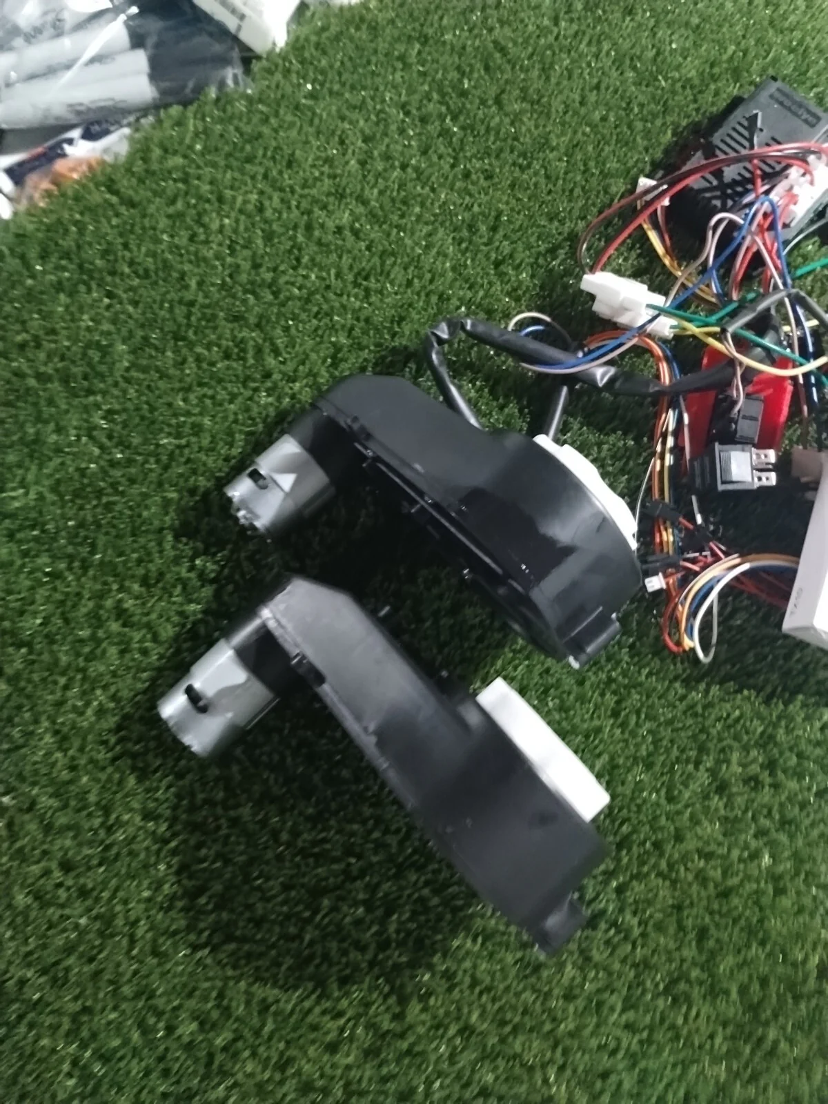 12V Kids Ride-On Car with DIY Modified Wiring and Remote Control Complete Set - Image 12